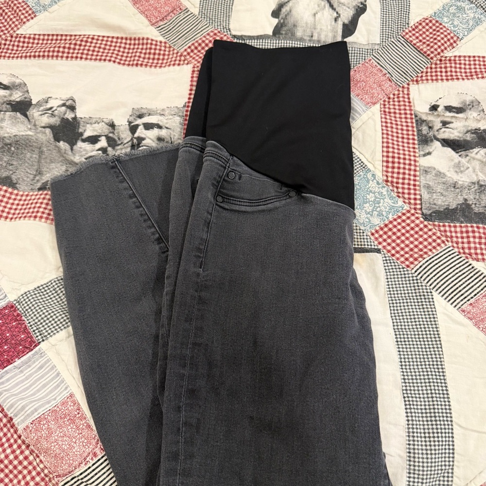 Maternity pants bundle - image 2